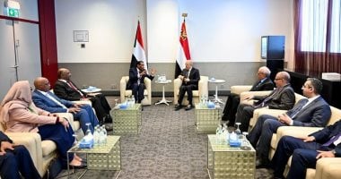 العليمي يؤكد دعم اليمن لاستعادة مؤسسات الدولة السودانية