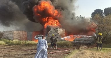 الحماية المدنية تسيطر على حريق حوش زراعى بالنجاجرة فى أسوان