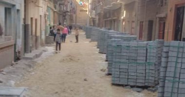 محافظ أسيوط: تركيب بلاط الإنترلوك بمدينة صدفا بتكلفة 7 ملايين جنيه