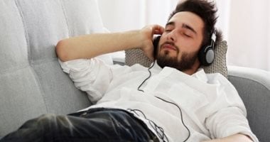 لو بتقضى عيد الحب وأنت سينجل.. 5 فوائد بتتمتع بها لوحدك