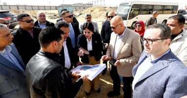 وزيرة الإسكان تتفقد وحدات سكن لكل المصريين وتتابع أعمال مرافق حدائق العاصمة