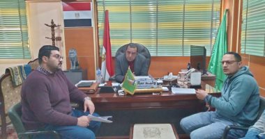 رئيس مدينة منوف يتابع الموقف التنفيذي لتطبيق قانون المحال العامة