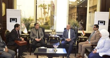 محافظ الأقصر يستقبل وفد الهيئة العامة للخدمات البيطرية لتعزيز التعاون الصحي والوقائي