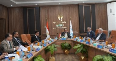 مجلس جامعة بنها الأهلية يعتمد تقارير المنح الدراسية المقدمة للطلاب