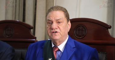 تأجيل محاكمة موظفى محافظة القاهرة بتهمة الاستيلاء على 24 مليون لـ18 أبريل