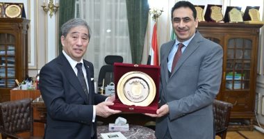 نائب رئيس جامعة القاهرة يستقبل رئيس جامعة ناجويا اليابانية
