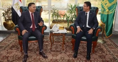 رئيس جامعة بنها يهنئ محافظ القليوبية الجديد.. ويؤكد استمرار التعاون المشترك