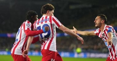 في الكورة : كلوب بروج ضد أتلتيكو.. الروخي بلانكوس يتفوق بثنائية فى الشوط الأول