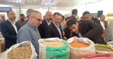 محافظ أسوان يفتتح معرض أهلاً رمضان بالطابية بتخفيضات 30%