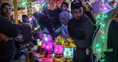 شهر رمضان فى غزة.. زينة وفوانيس وصلاة تراويح على أطلال المنازل المدمرة