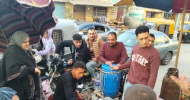 القطايف فى اليوم الأول من رمضان.. شاهدوا الزحام.. مباشر
