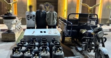 رحلة البحث عن لقمة العيش انتهت بـ«مذبحة» وسط زراعات أسيوط.. كواليس ليلة غدر الشياطين بطفلى العربة الكارو فى أبنوب باستخدام فخ البوتاجاز.. فيديو الصدفة كشف لغز الجثة والمصاب وأسرار تجارة الدم