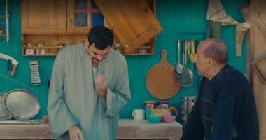 فى الحلقة الثالثة من «فخر الدلتا».. أسرار السطح تتكشف فى واقعة «فيشة السخان».. فخر يصطدم باللص عمرو.. تحذير حاسم من «إحسان» للساكن الجديد أحمد رمزى.. استحمى كل 48 ساعة.. قواعد صارمة ولمسة كوميدية