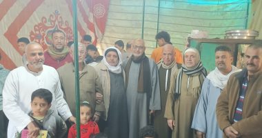 500 وجبة أرز ولحمة وخضار لإفطار الصائمين بقرية كفر بلمشط فى المنوفية.. مباشر