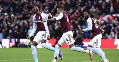 في الكورة : أستون فيلا يخطف التعادل من ليدز وبرايتون يهزم برينتفورد بالدورى الإنجليزى 