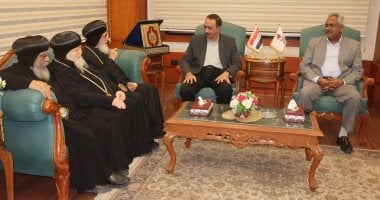 محافظ سوهاج يستقبل الأساقفة والمطارنة للتهنئة بتوليه مهام منصبه