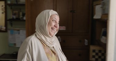 مسلسل عين سحرية الحلقة 4.. حمدى هيكل يرفض أعطاء عصام عمر حق والدته لإجراء عملية