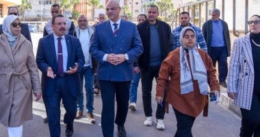 محافظ الإسكندرية يبحث مع رئيس الجامعة توفير استراحة لمرافقى مرضى مستشفى الشاطبى