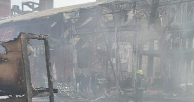 الحماية المدنية تسيطر على حريق ضخم اندلع بشادر فوانيس بالمنصورة 