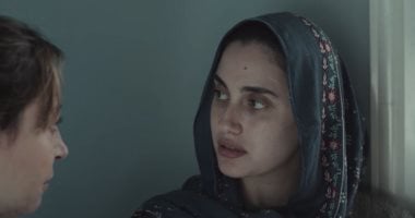 المسعف يخدع سارة يوسف فى الحلقة 5 من مسلسل صحاب الأرض