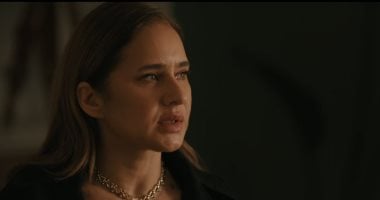 مسلسل على قد الحب الحلقة 5.. مريم تواجه ذكريات الطفولة وصدمة وفاة الأم وزواج الأب.. تدرك عدم واقعية ذكرياتها.. والدها يعتذر عن تقصيره.. ميمى جمال تواجه كريم.. مريم تعوض ابنتها.. ومراد يتحدى مريم