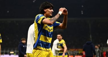 ميلان يسقط في فخ بارما بهدف قاتل ويبتعد عن صدارة الدوري الإيطالي.. فيديو