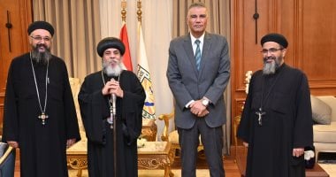 محافظ جنوب سيناء يستقبل الأنبا أبوللو والوفد المرافق للتهنئة بقدوم رمضان