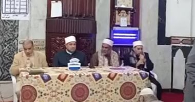 أداء صلاة التراويح وندوات وابتهالات ومدائح نبوية بمساجد كفر الشيخ.. فيديو