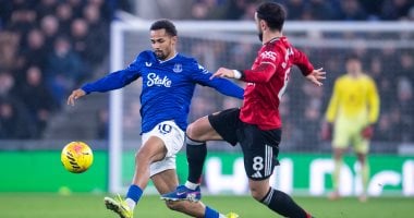 في الكورة : إيفرتون ضد مان يونايتد.. شوط أول سلبى وسيطرة للشياطين الحمر