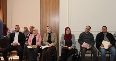 محافظ الإسماعيلية يؤكد فى أول لقاء بالمواطنين: التواصل المباشر أولوية