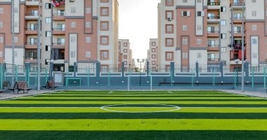 وزيرة الإسكان تتابع موقف المشروعات الخدمية والسكنية وترفيق الأراضي 