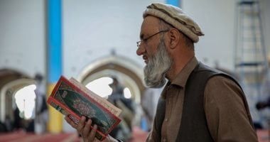 قراءة قرآن ودعاء الرحمن.. روحانيات رمضان من داخل مساجد أفغانستان