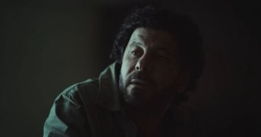 محمود درويش وشيرين أبو عاقلة حاضران بقوة فى صحاب الأرض الحلقة 10