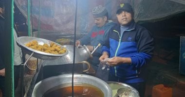 الفول المدمس والطعمية المقرمشة أحلى أكلة فى السحور بكفر الشيخ.. فيديو