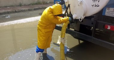 رفع مياه الأمطار ببورسعيد وانتشار مكثف للفرق والمعدات بمختلف الأحياء