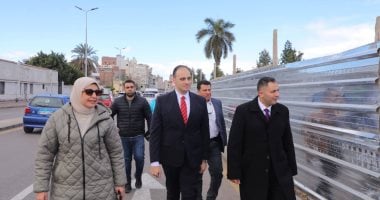 محافظ دمياط يتفقد تطوير كورنيش النيل بالسنانية ويبحث موقف حديقة الخالدين