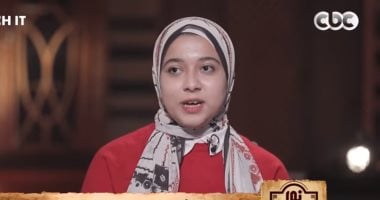 علي جمعة لـ فتاة: الوالدان أرحم الناس بالأبناء ويجب الحذر من قدوات السوشيال