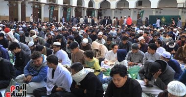 الأزهر الشريف يرسم لوحة أخوّة عالمية على مائدة الإفطار