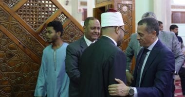 محافظ أسوان يشهد احتفالية الأوقاف بذكرى العاشر من رمضان