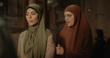 رأس الأفعى الحلقة 12.. هبة عبد الغنى تعنف كارولين عزمى بسبب كثرة أسئلتها