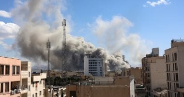 استمرار الهجمات الأمريكية الإسرائيلية على إيران