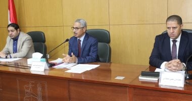 محافظ بني سويف يضع خريطة طريق لضبط منظومة العمل