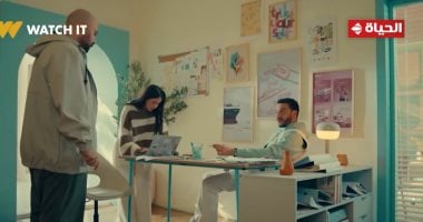 مسلسل فخر الدلتا الحلقة 13.. آسر يسرق فكرة البازل من فخر ويضعه فى مأزق أمام الوفد الدولي.. ويحاول إقصائه من مشروع الأمم المتحدة.. وأزمة مستر شلبى الصحية تضع فخر وزملاءه فى مواجهة الوفود الدولية