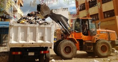 رفع 2030 طن من القمامة وتحرير 100محضرا تموينيا متنوعا بكفر الشيخ