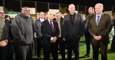 في الكورة : محافظ الغربية يكرم الفائزين فى السباحة والسلة ضمن أولمبياد سيتى كلوب