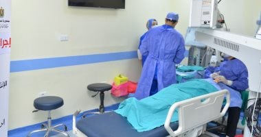 هدية رمضانية لمرضى العيون بإجراء 15 عملية مجانية بأسوان