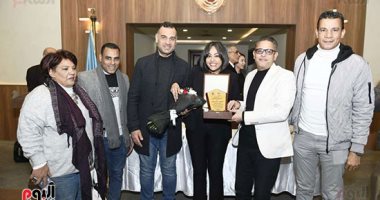 فى احتفالية بنقابة الصحفيين.. تكريم الزميلة أمنية الموجى ضمن الفائزين بجائزة هيكل لصحافة البيانات.. عبد الفتاح عبد المنعم: التدريب إثراء للمهنة لتقديم أفضل محتوى.. ونقيب الصحفيين: الصحافة المصرية فى تطور مستمر
