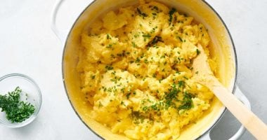 سحور 19 رمضان.. طريقة عمل بطاطس بورية بالبيض المخفوق 