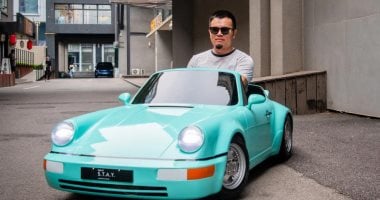 سيارات رياضية مصغرة للبالغين تجمع بين شكل الألعاب وقوة الأداء.. فيديو