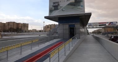 النقل تضع اللمسات الأخيرة للمرحلة الثانية من الأتوبيس الترددى BRT بطول 40 كيلو متر.. بديل الخط الخامس للمترو يربط شرق القاهرة بغربها.. يخدم العاصمة الإدارية ويوفر 5 مليارات جنيه ومواقف للربط مع المحطات